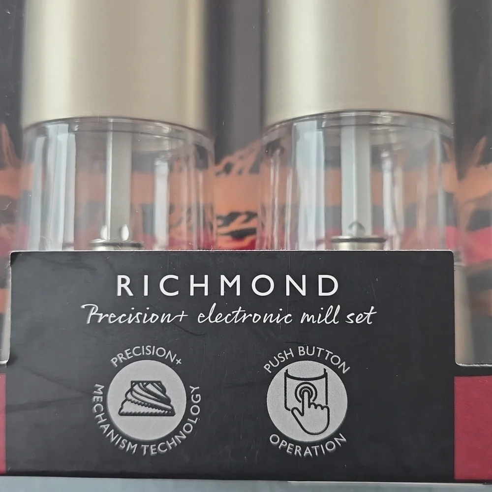 ❤️BUY 2m5 GET 3 FREE  Cole & Mason Black Richmond Electric Mill Gift Set